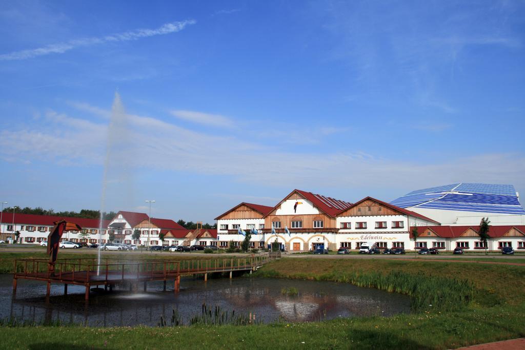 Hotel Hamburg-Wittenburg Van Der Valk المظهر الخارجي الصورة